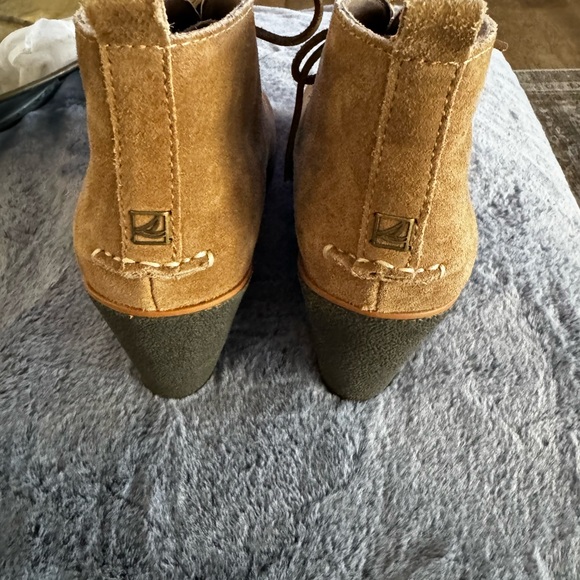 Womans Sperry booties NWOT size 10 - Picture 4 of 6